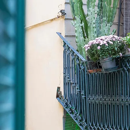 A Pochi Passi Da Piazza De Ferrari By Wonderful Italy