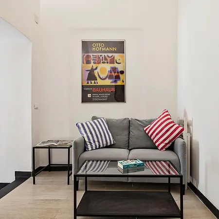 A Pochi Passi Da Piazza De Ferrari By Wonderful Italy 热那亚