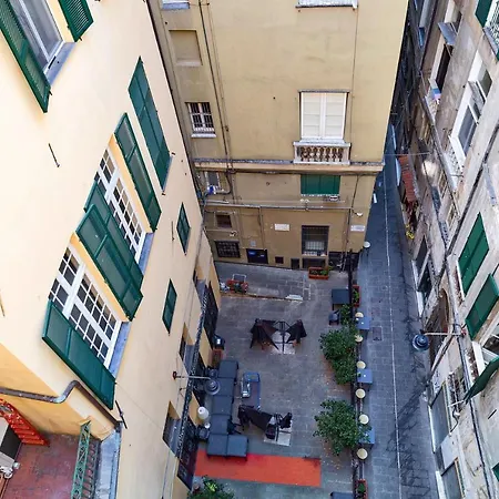 A Pochi Passi Da Piazza De Ferrari By Wonderful Italy